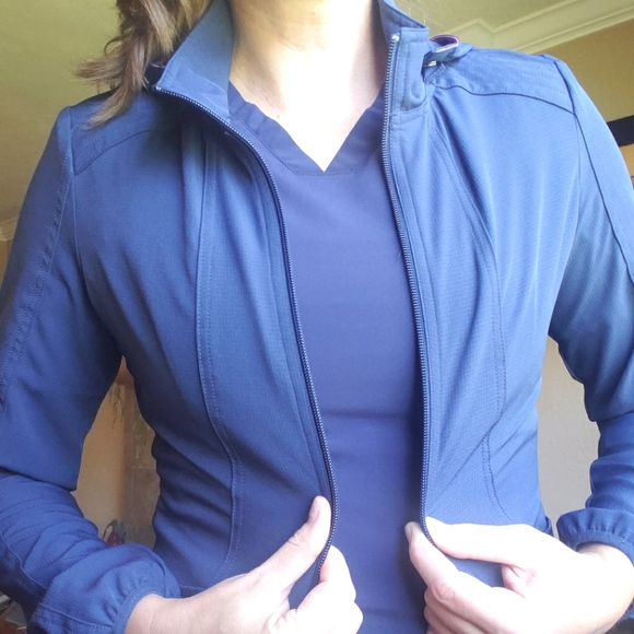 Heartsoul scrub jacket - Picture 1 of 5